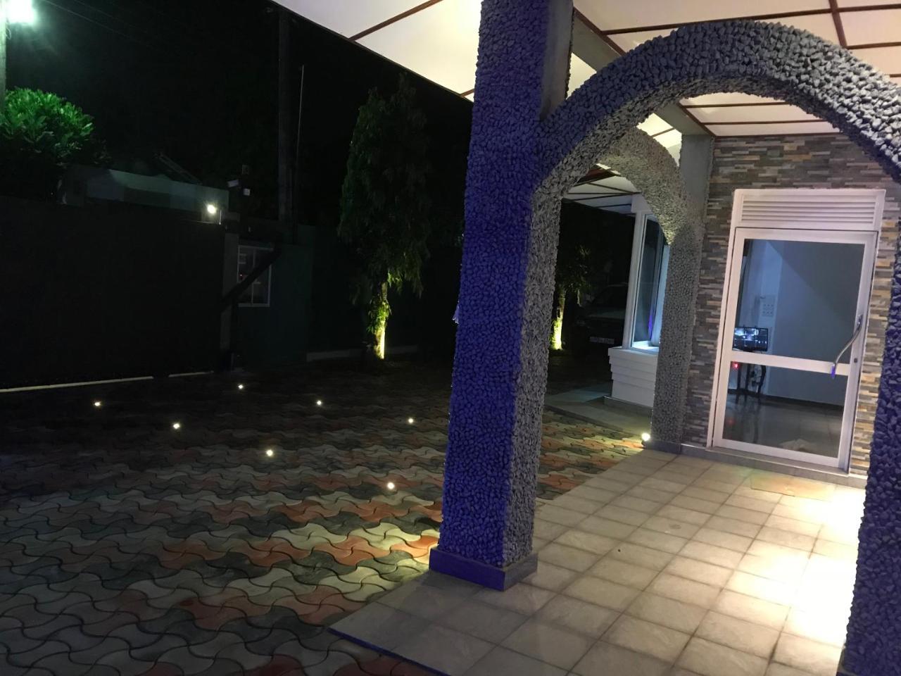 Villaflorence Kadawatha Экстерьер фото